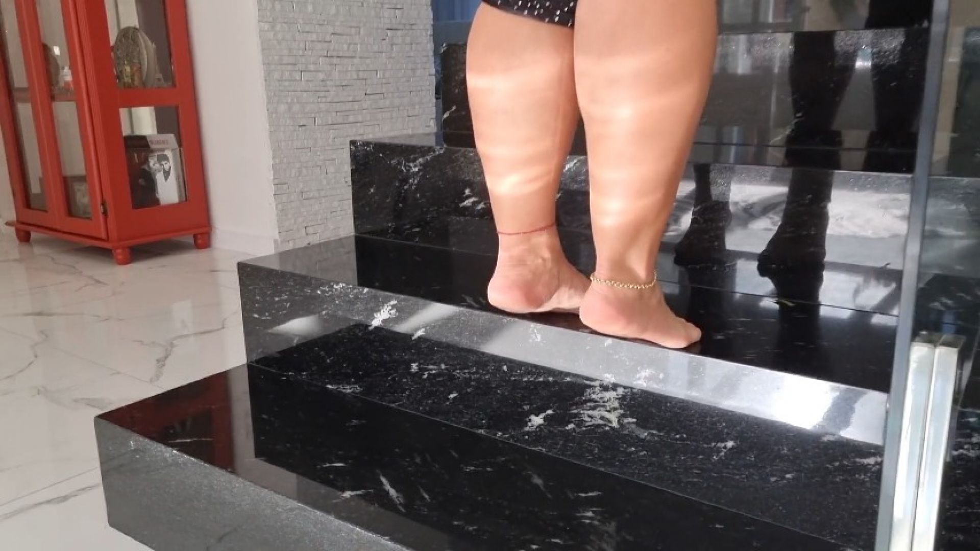 Do you like feet and calves? This is the ideal video for you