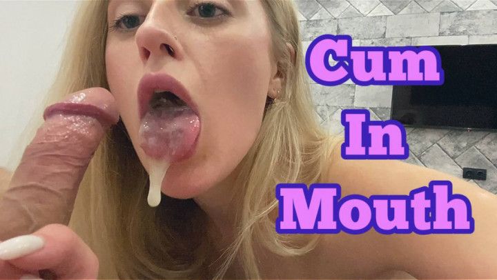 A lot of cum in a teenage girl  mouth