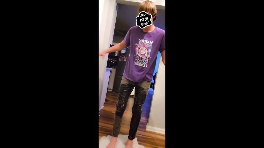 Femboy Pees His Jean Pants