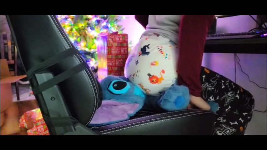 Twink Farts &amp; Messes Diaper On Plushie