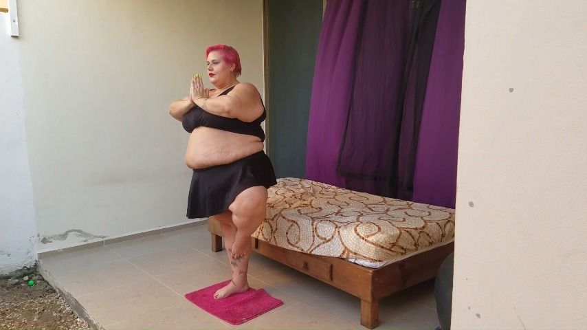 SSBBW Yoga and pov pussy play