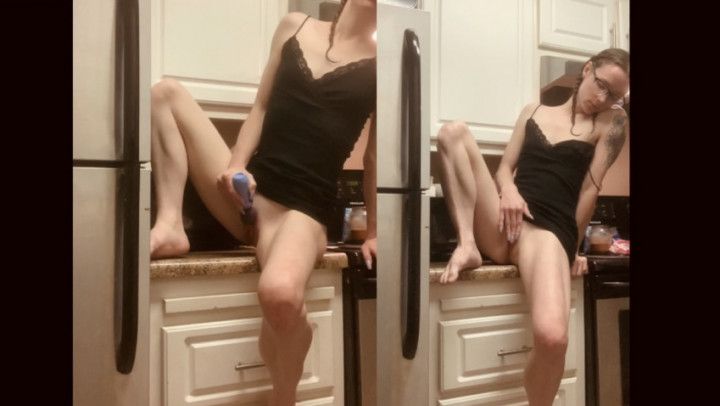 Cumming on the Kitchen Counter