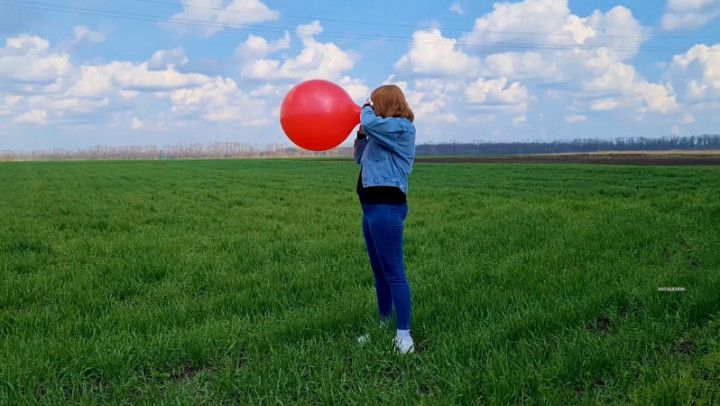 B2P RED BALLOON