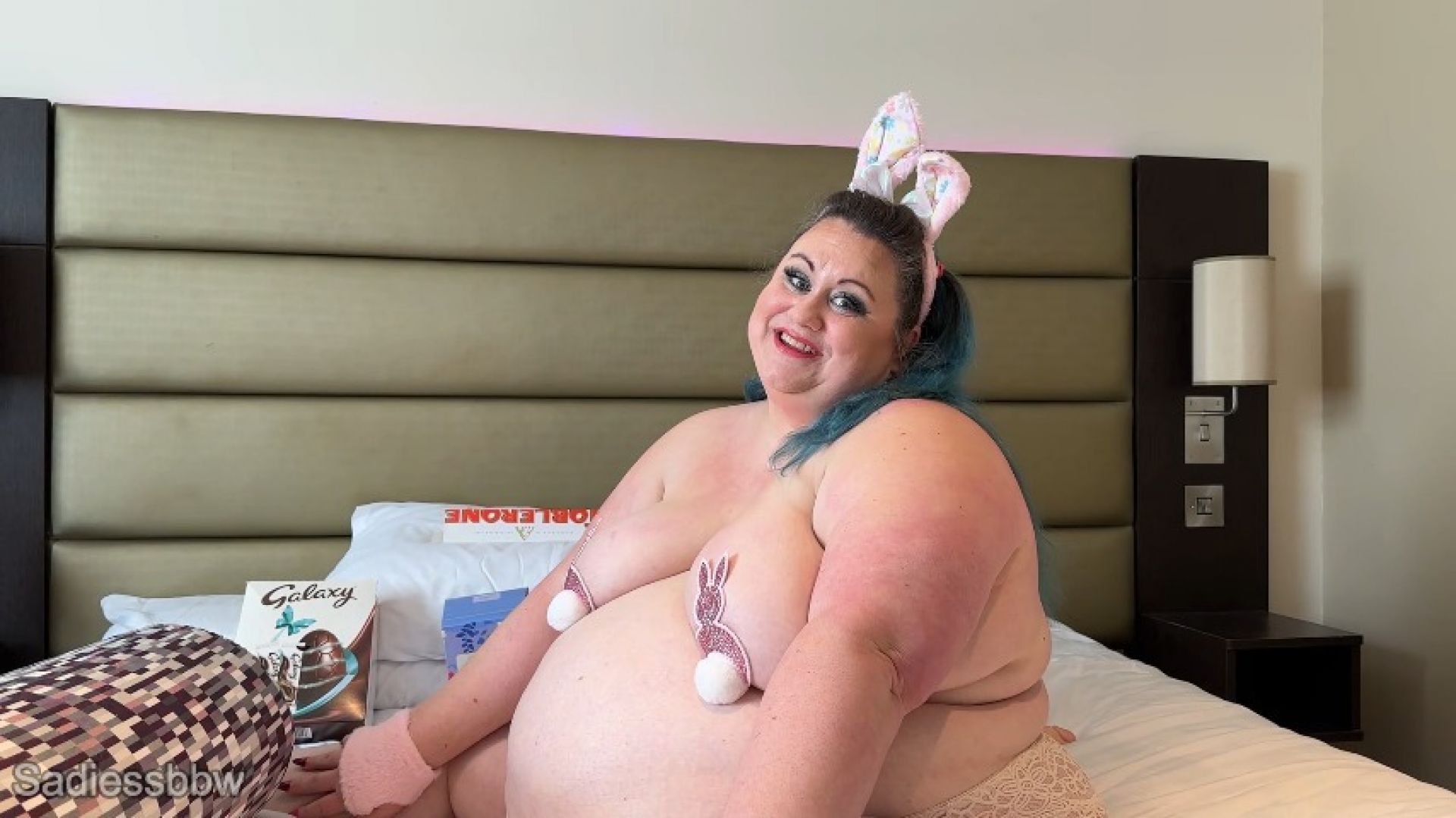 Food Play With SSBBW Easter Bunny