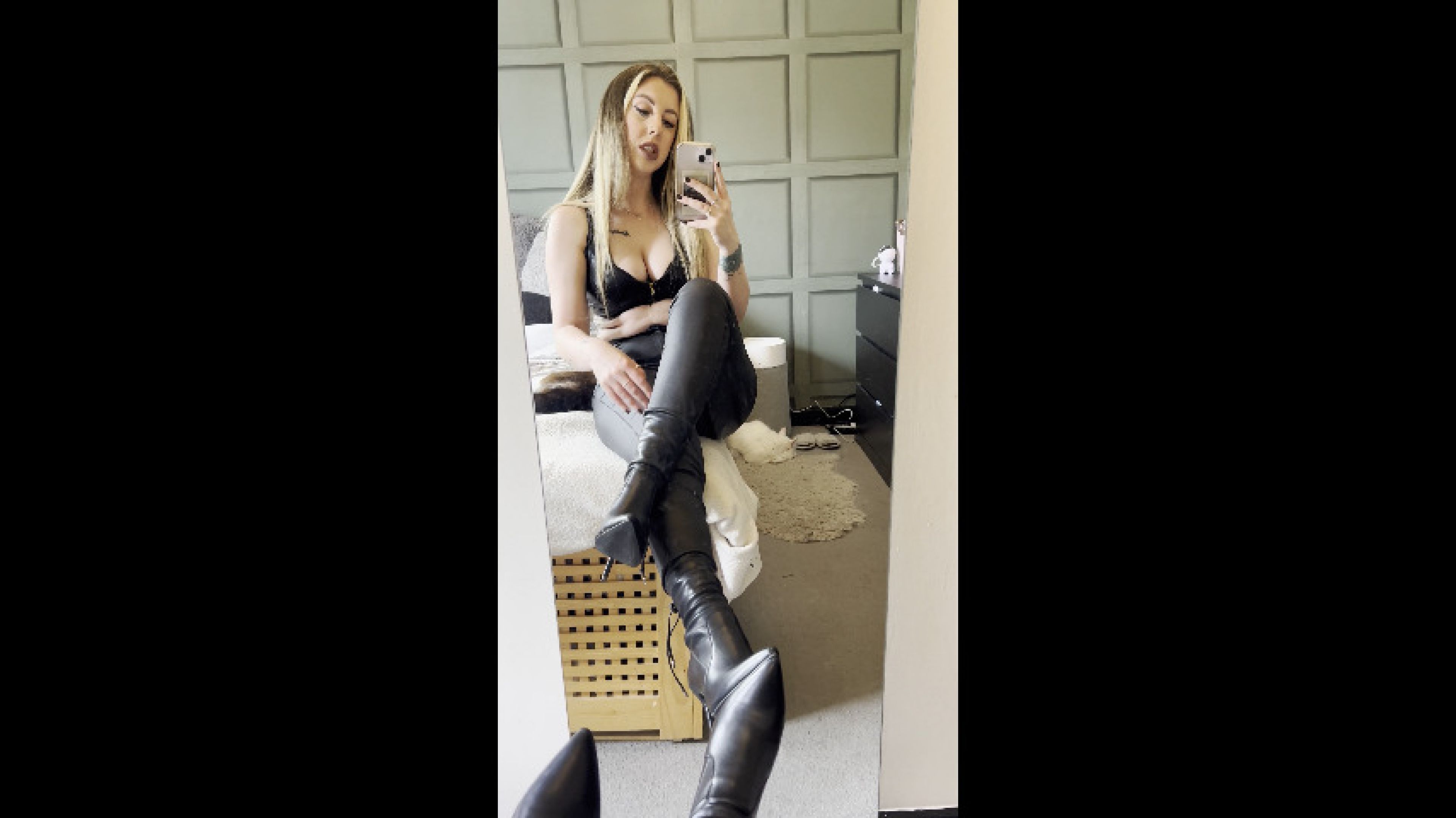 Leather Worship &amp; Beginners CBT Finger Snap Game Video