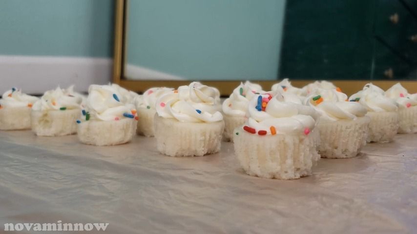 Cupcakes &amp; Feet