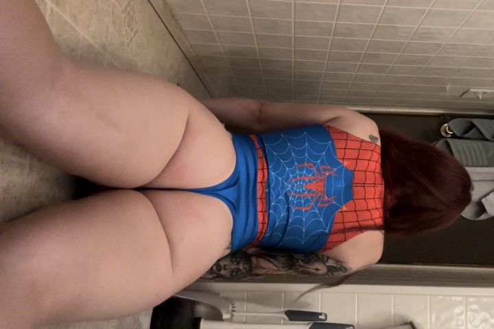 stretch with spiderwoman