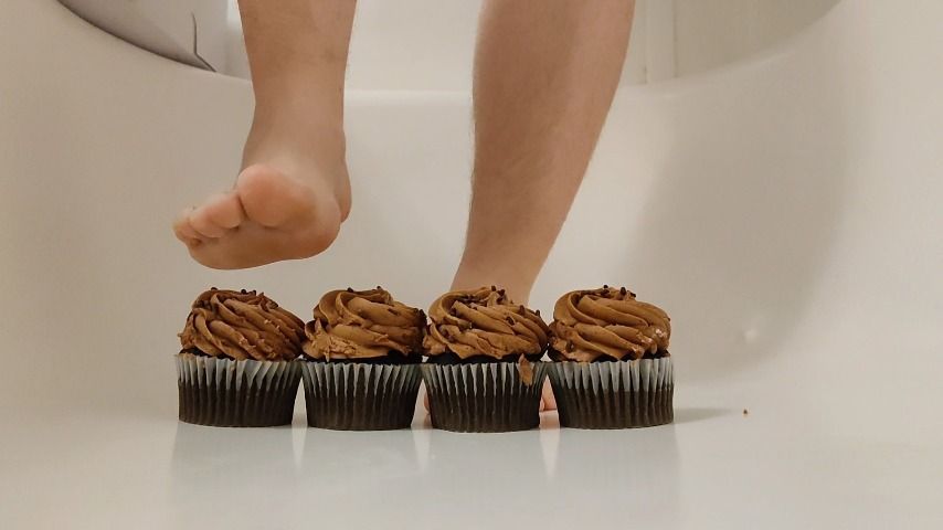 Crushing 13 Beautiful Cupcakes with Feet