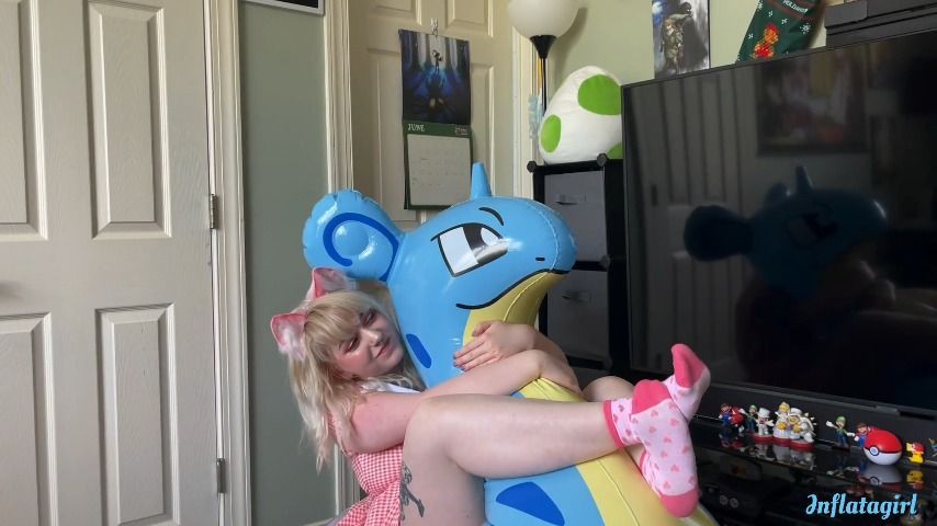 Snake Saves Lapras From Neko Girl