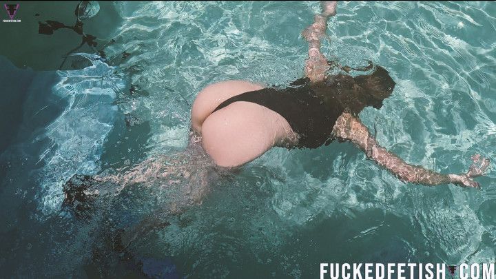 Swimming fetish 2 cameras underwater/ out water sexy body we