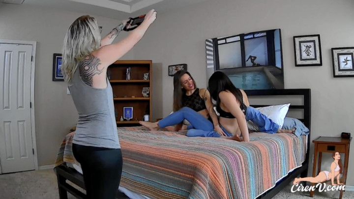 Sexy Girls Grinding in Denim