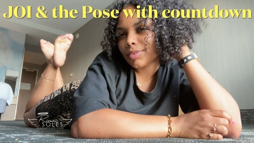 JOI &amp; The Pose with countdown