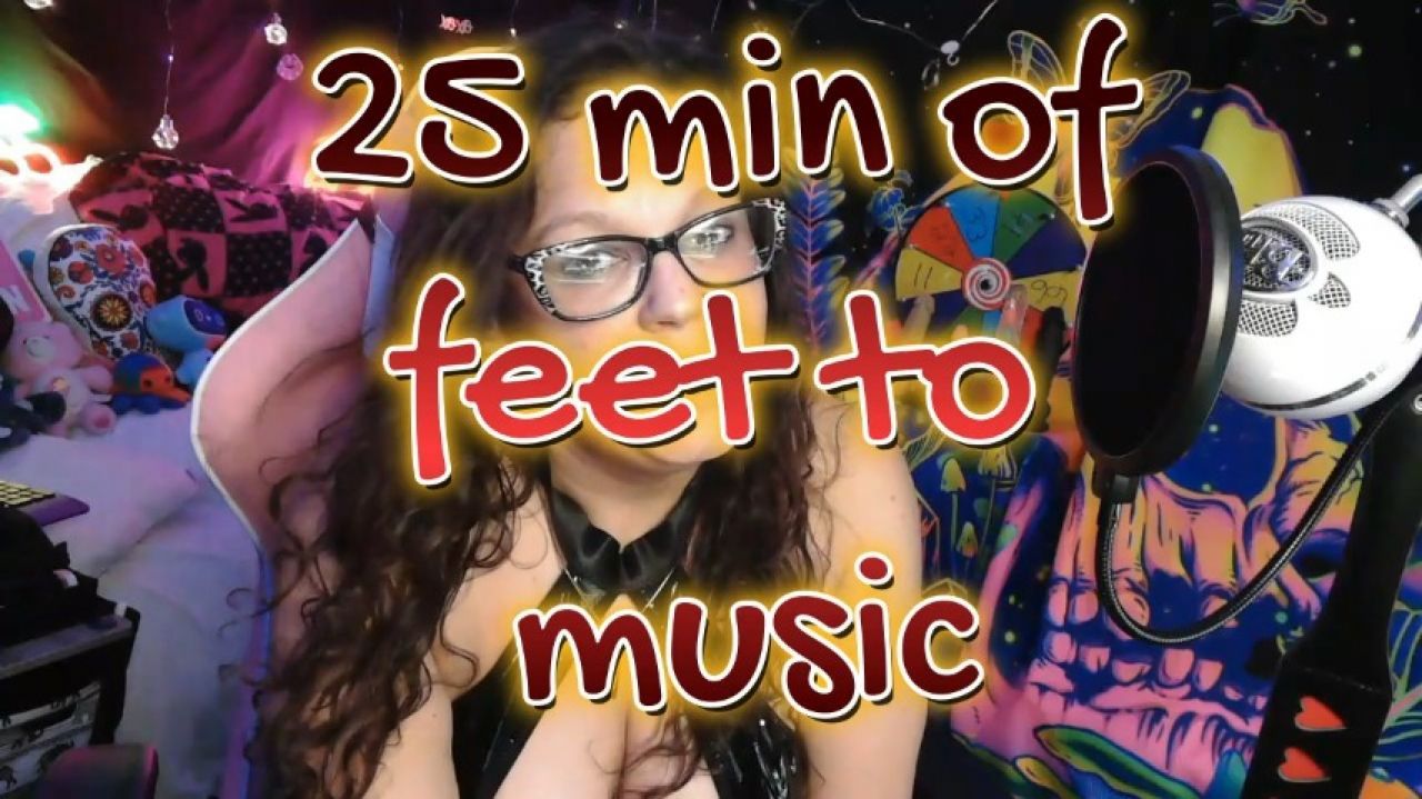 25 min of feet to music with Kepi Carter