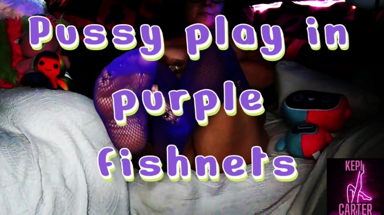 Pussy play in purple fishnets