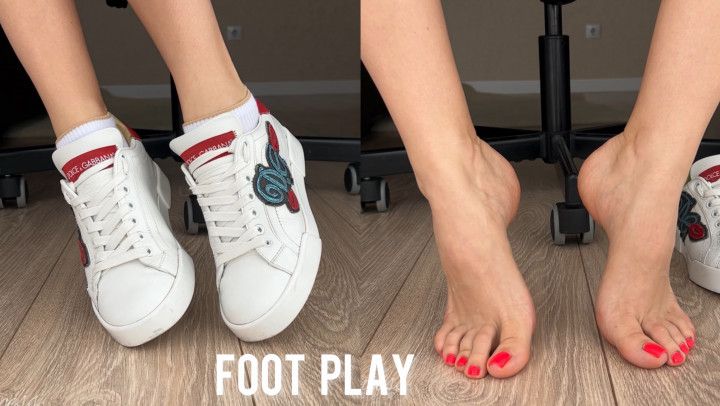 Foot play in shoes, socks, barefoot