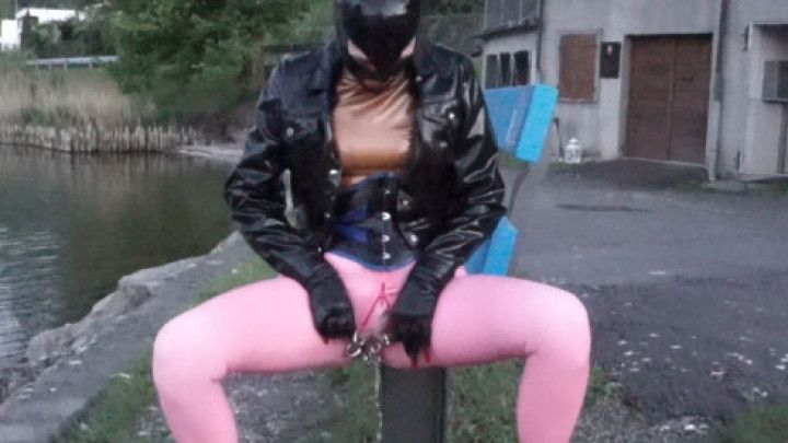 Pink Latex outdoor Pee P3