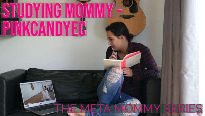 Studying Mommy - PinkCandyEc