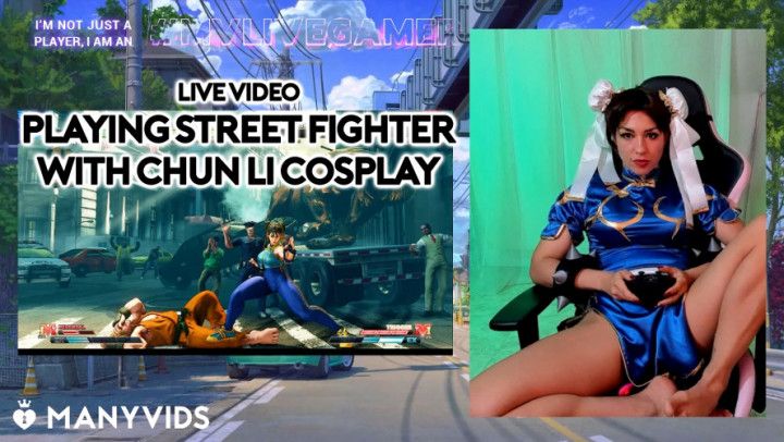 Playing in Chun Li cosplay