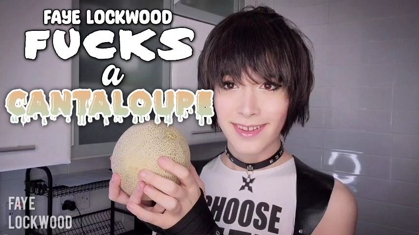 Faye Lockwood Fucks a Cantaloupe