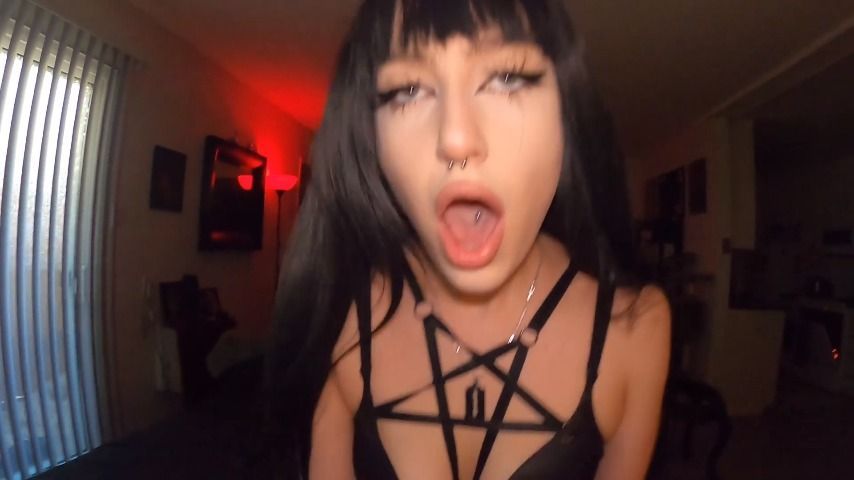 goth girl gets fucked in lingerie