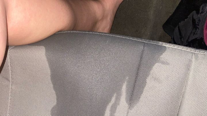 Cum watch me squirt in my car