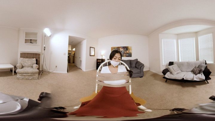 Lucy Damsel 360