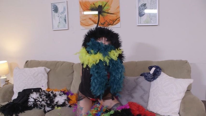 Sutton Feather Boa Cam Girl