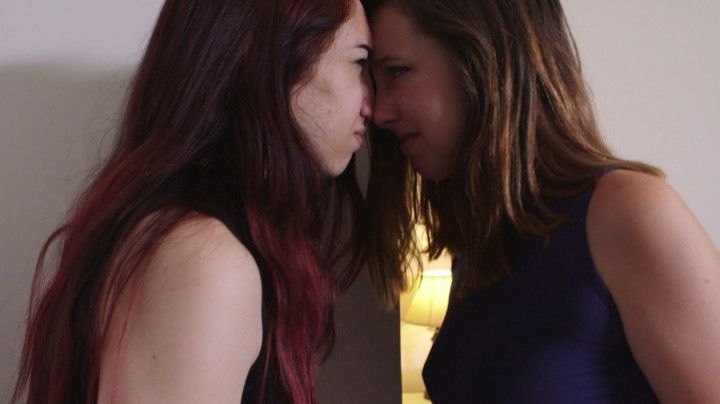 Nose To Nose - Scarlett Aria 2