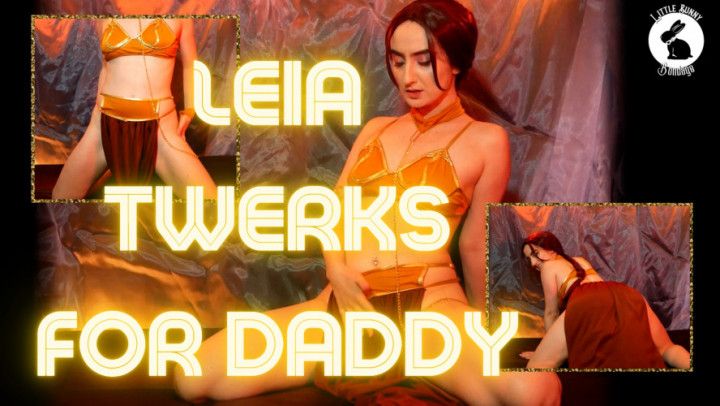 Leia Strips and Twerks for Daddy