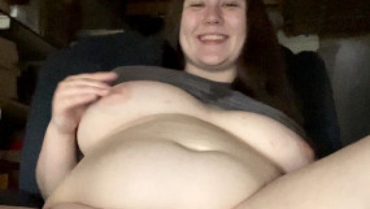 Pregnant PAWG cant stop touching herself