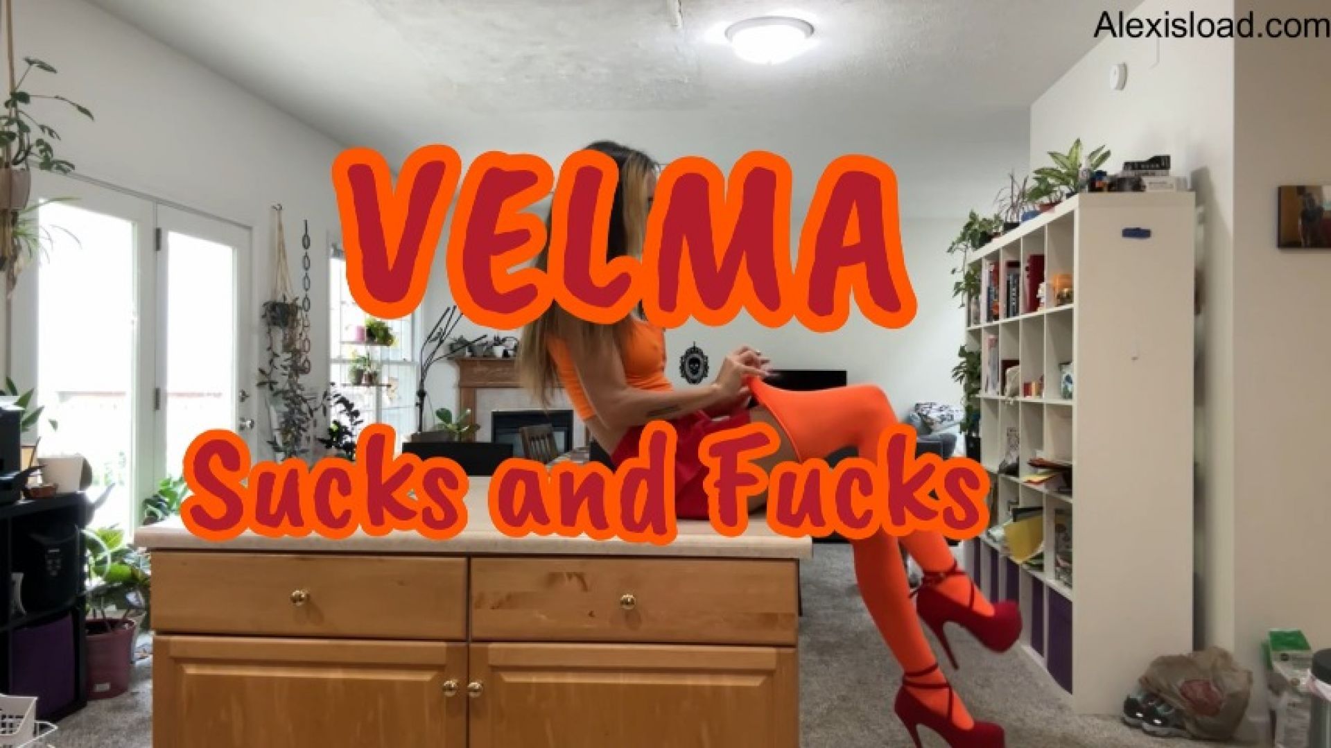 Velma Sucks and Fucks