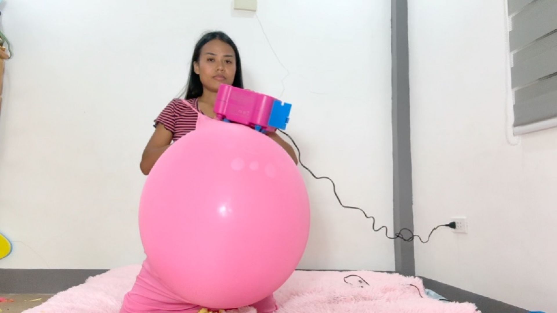 Sexy Camylle Stuffs Her Pink Dress With Balloons And BTPs