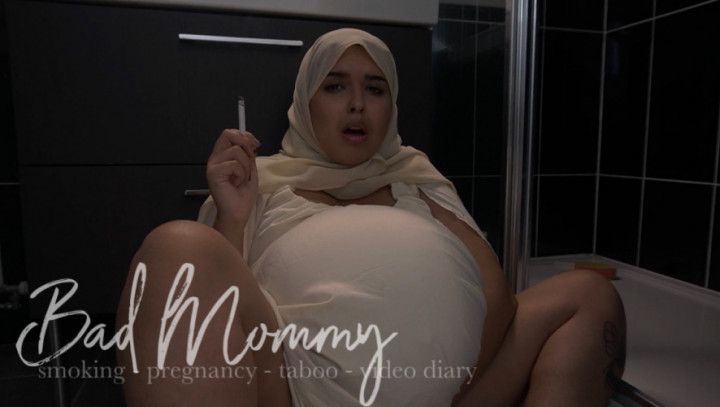 SMOKING HOT MOMMY IS HEAVILY PREGNANT