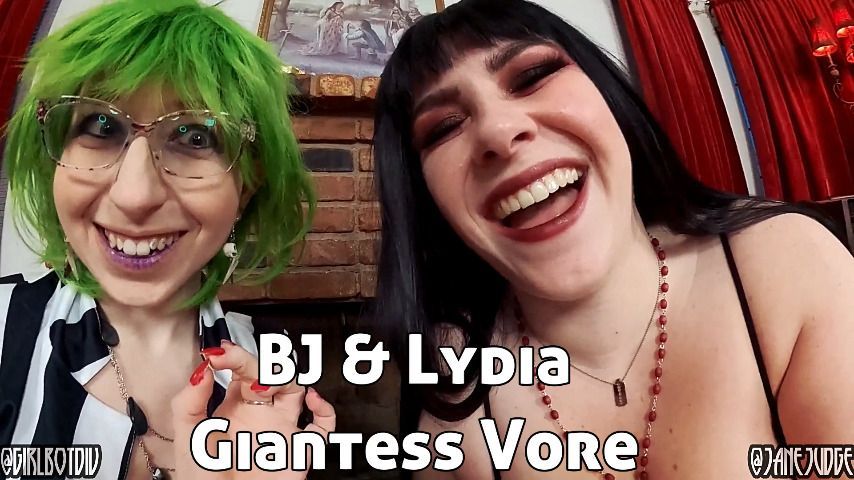 Giantess Vore with Goth Cosplay