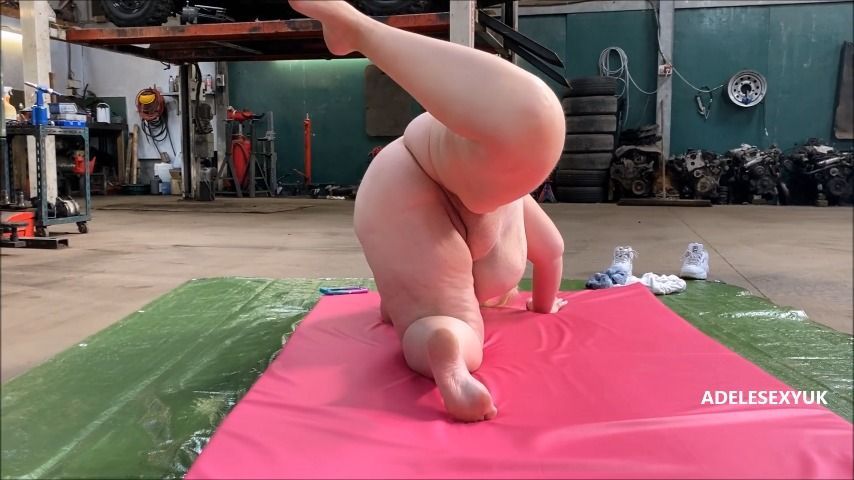 BBW ADELESEXYUK DOING NAKED YOGA