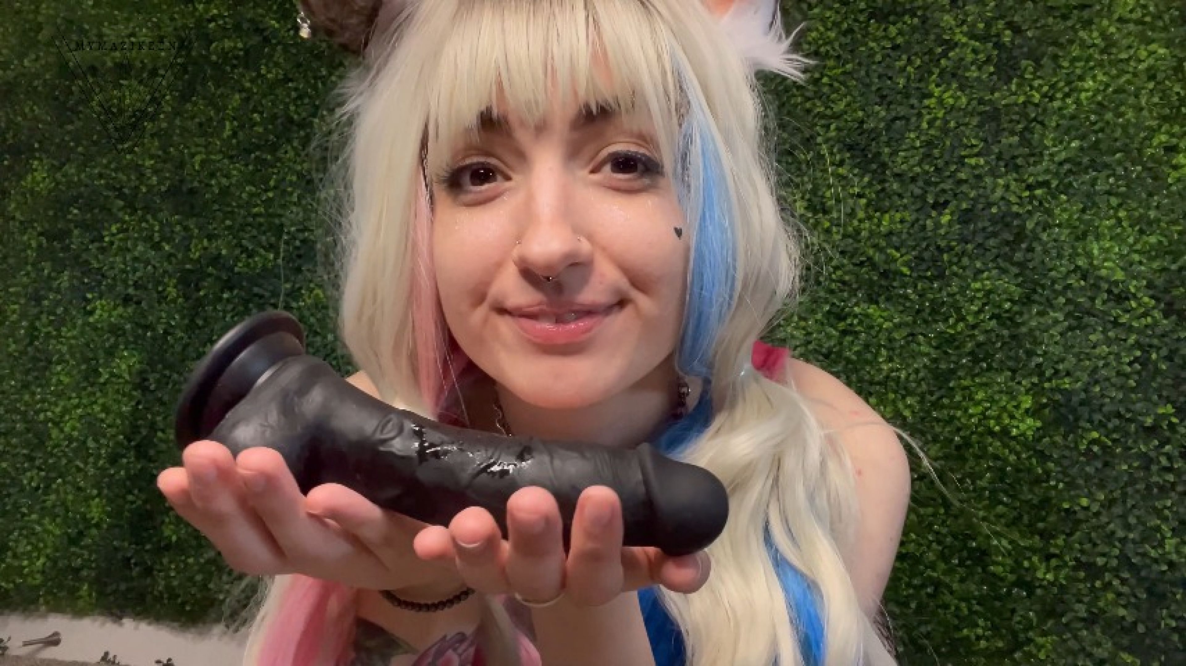 Harley Quinn Puppy Petplay and Cum