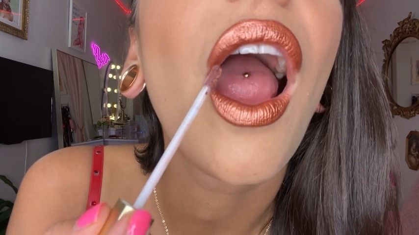 Mouth Fetish: Alpha Stud Fucks Your Girl