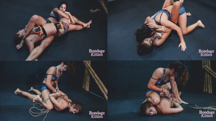 Female wrestling bondage: Akasha VS Lex