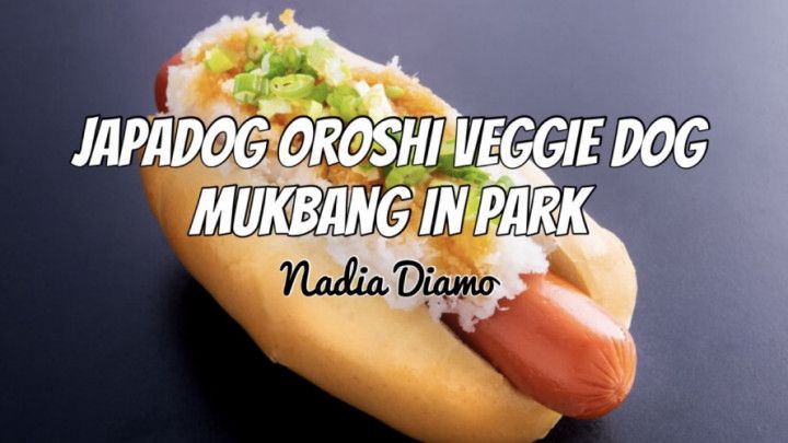 Japadog Oroshi Veggie Dog Mukbang In City Park