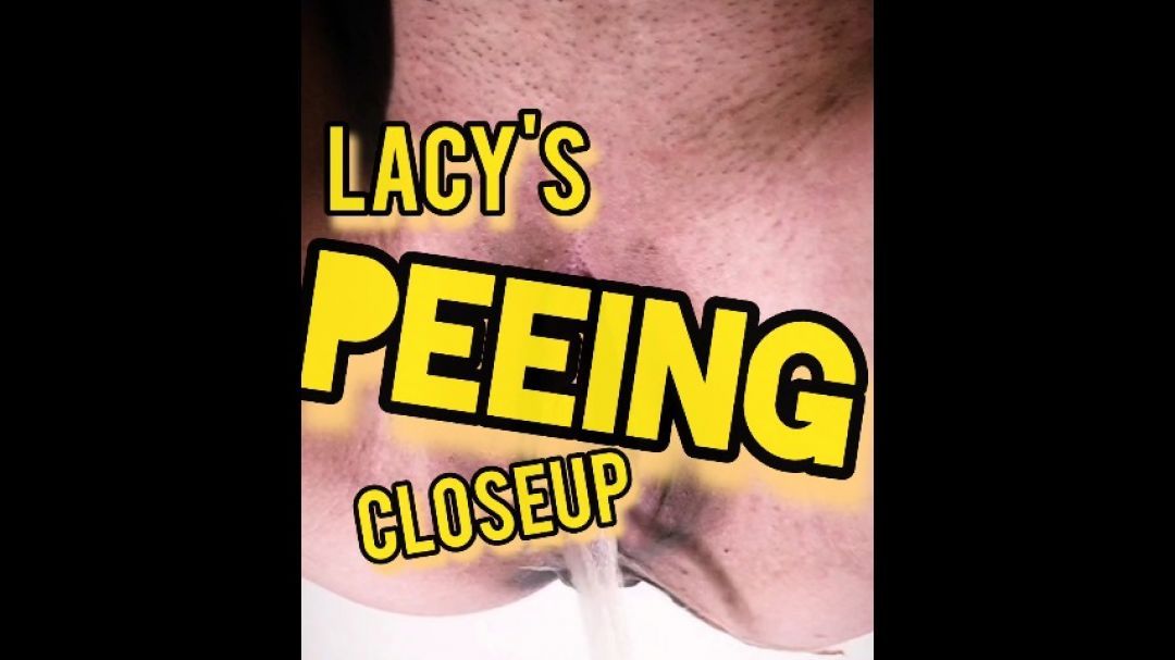 Tight Pussy PEEING