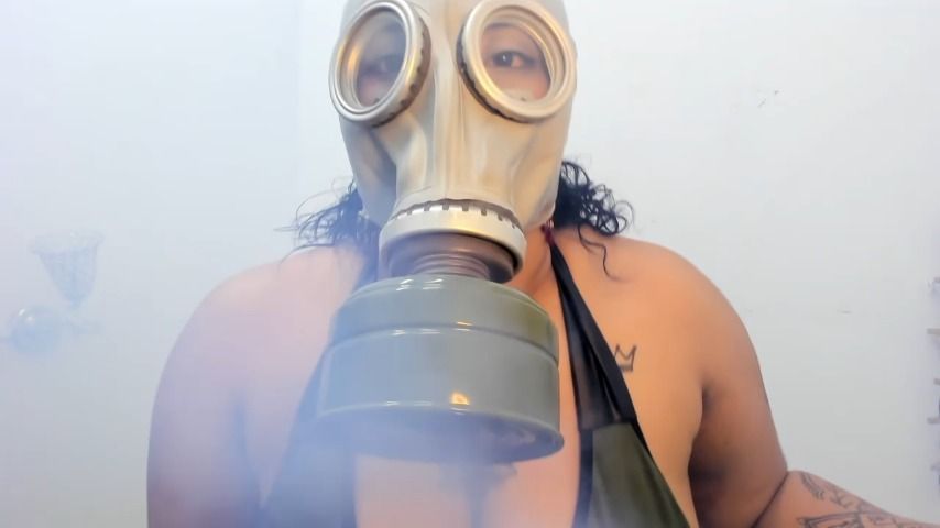 Breathing and naked in my  mask gas