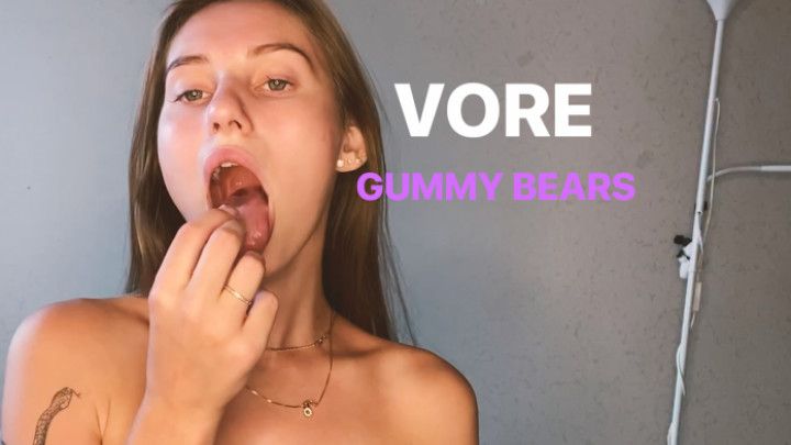 VORE WITH GUMMY BEARS | GIANTESS