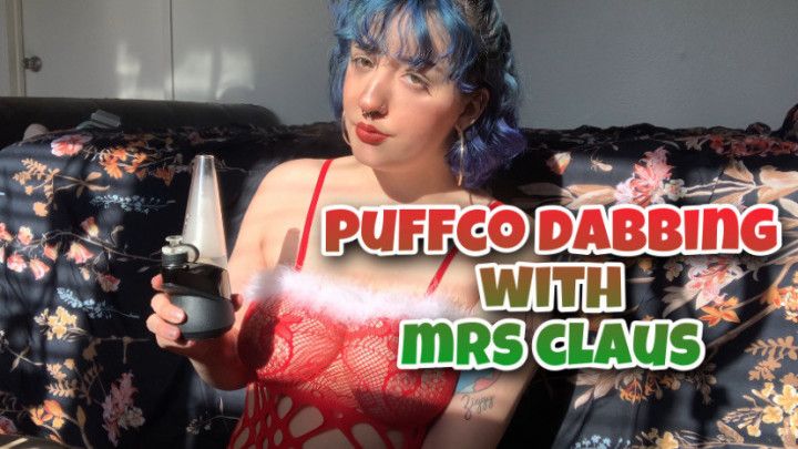 puffco dabbing with mrs claus