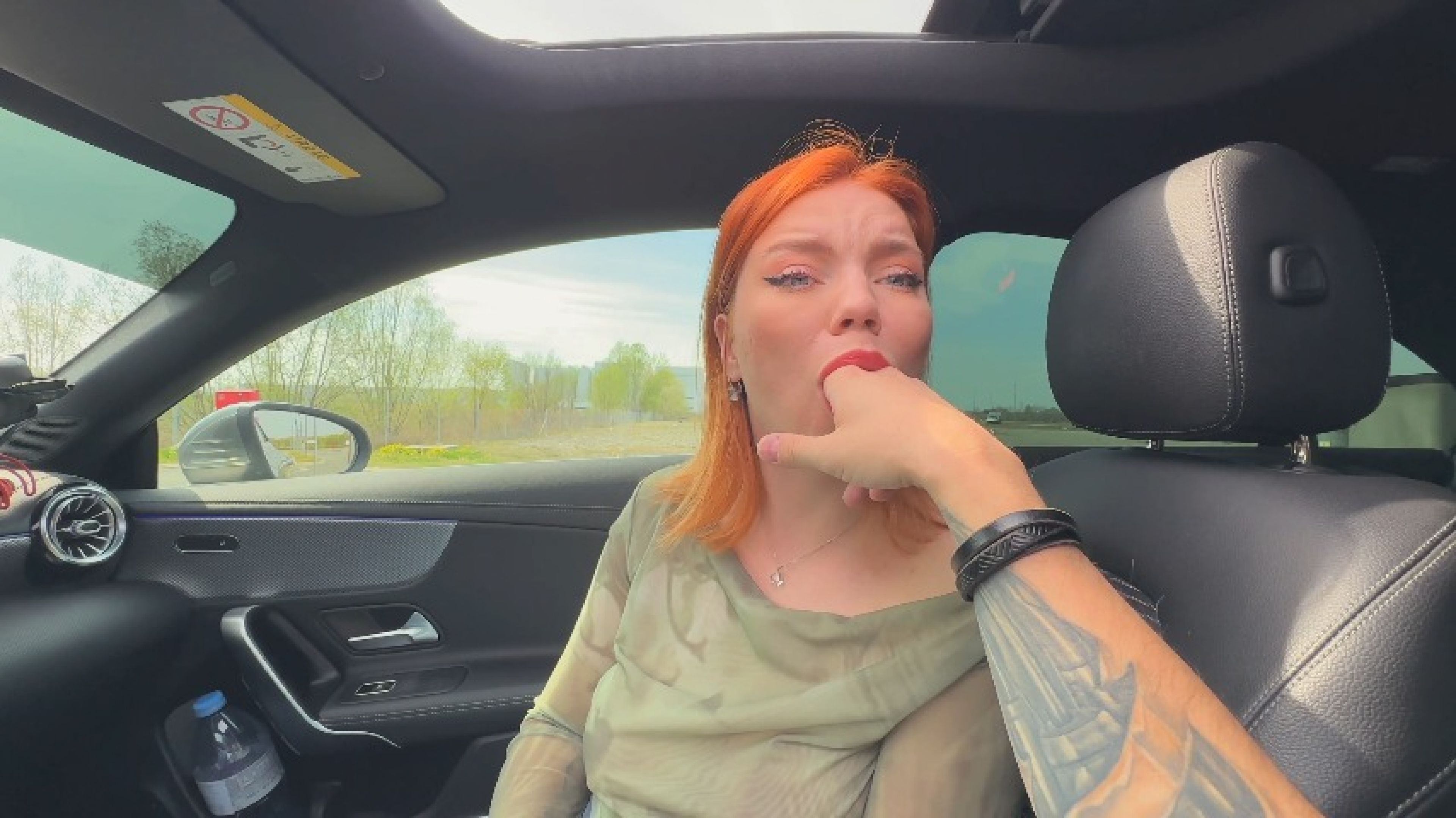 Great BJ in the car