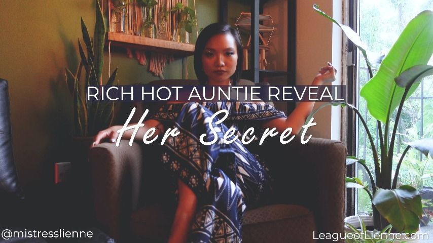 Rich Hot Auntie Reveal Her Secret