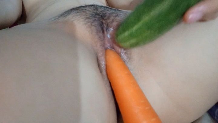 My pussy is very very wet now daddy