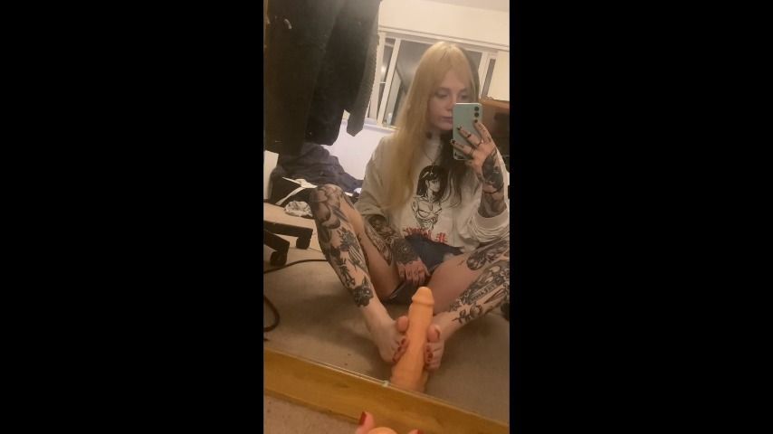 Mirror feet, toe sucking and dildo fj