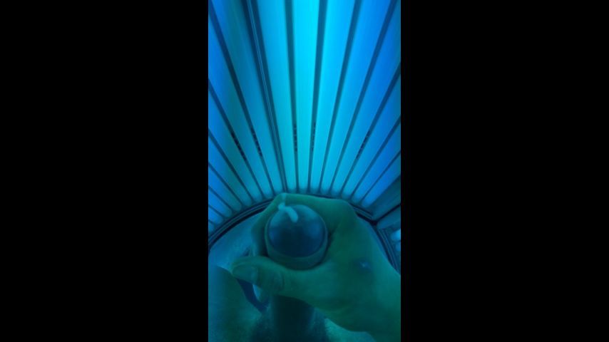 Horny Tanning shop fun