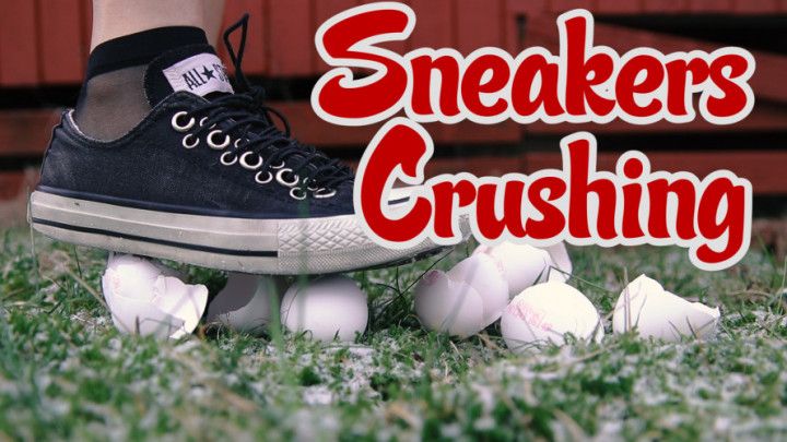 Eggshells Crush With Sneakers | Converse