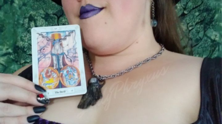 Your First Tarot Reading with Mistress